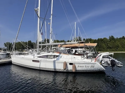 photo of 49' Jeanneau 50 Deck Saloon 2011