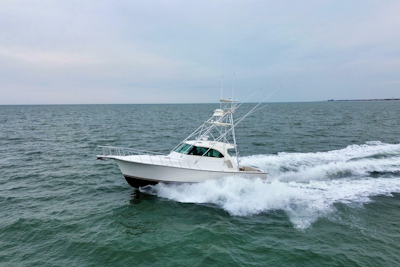 photo of 42' Henriques 42 Express Hardtop 2013