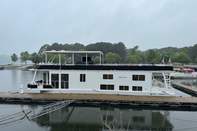 photo of 64' Skipperliner 640 2007