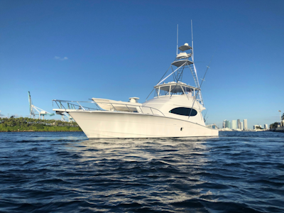 photo of 64' Hatteras 64 Convertible 2006