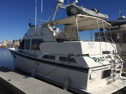 photo of 46' Overseas PT 46 Sundeck 1987