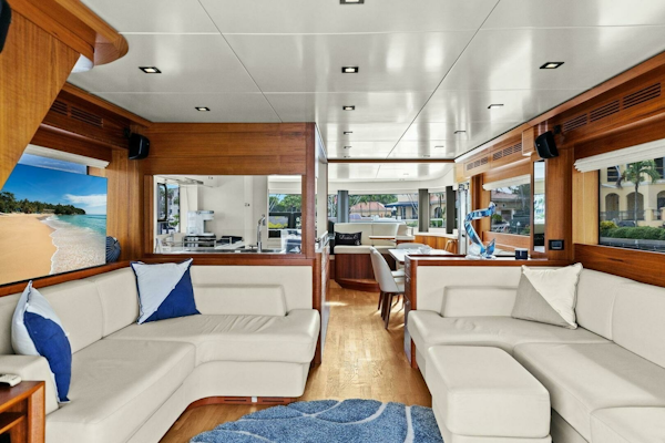 Sirena-64-MY 2021-Destin-E Fort Myers-Florida-United States-2021 Sirena 64 DESTIN-E Salon -6800095