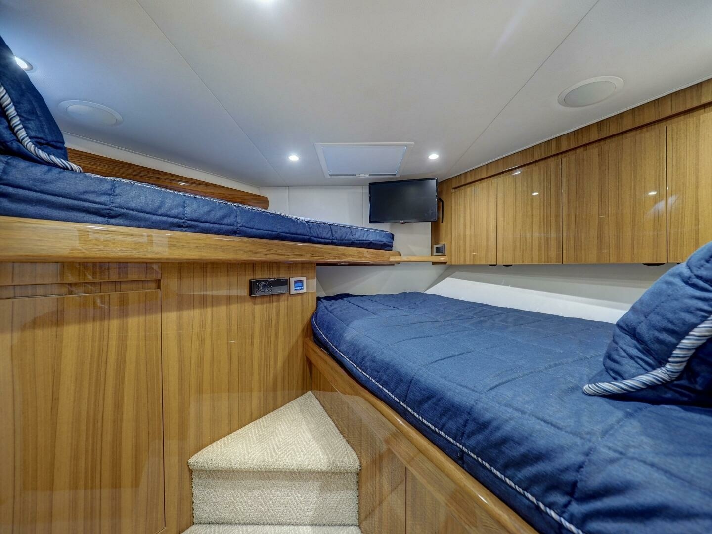 Viking-52 Convertible 2017-No Te Dije Port OConnor-Texas-United States-2017 Viking 52 Convertible-6867001 | Thumbnail
