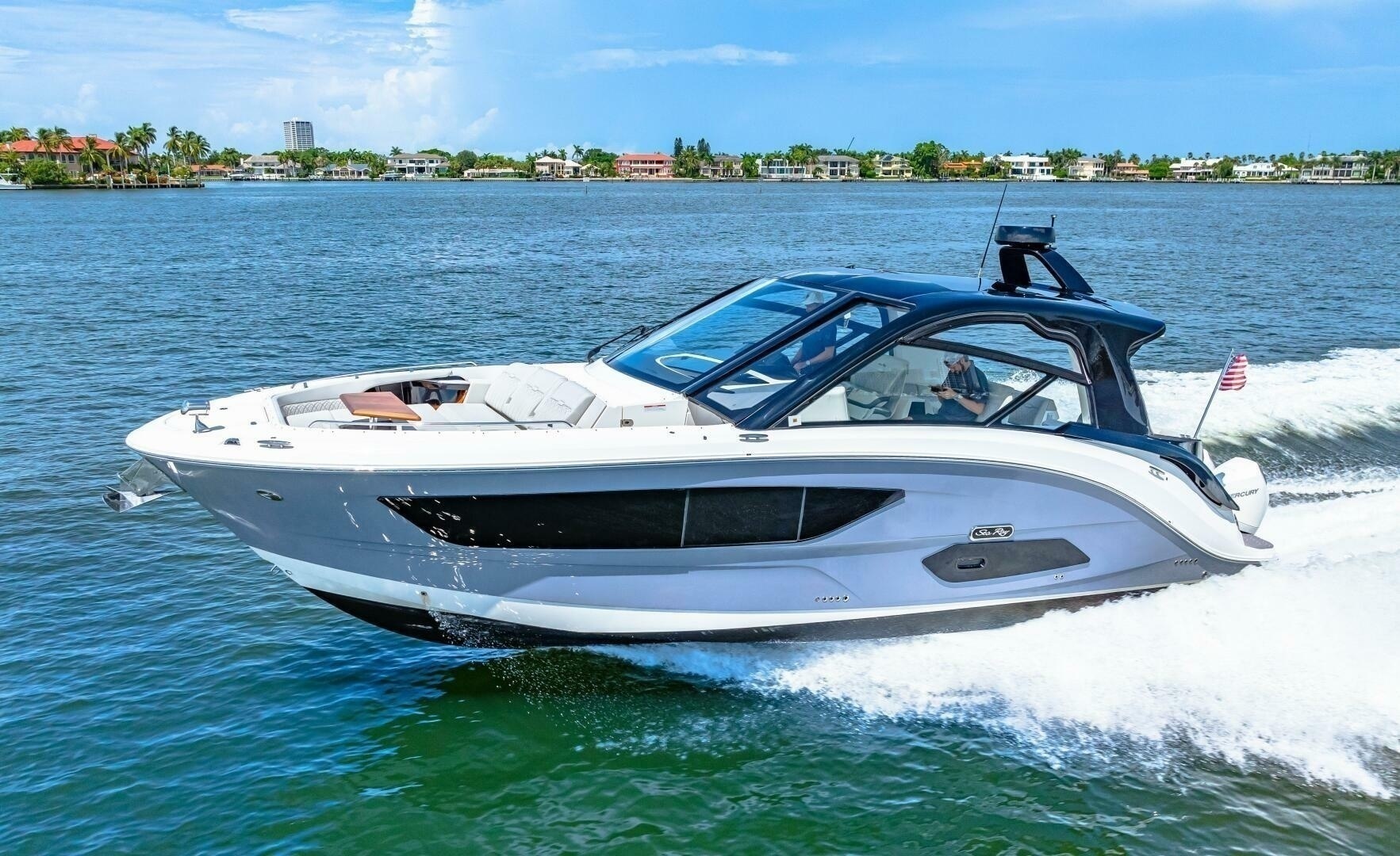 Sea Ray-370 Sundancer 2022-Golden Ticket Sarasota-Florida-United States-2022 Sea Ray 370 OB -6287921 | Thumbnail