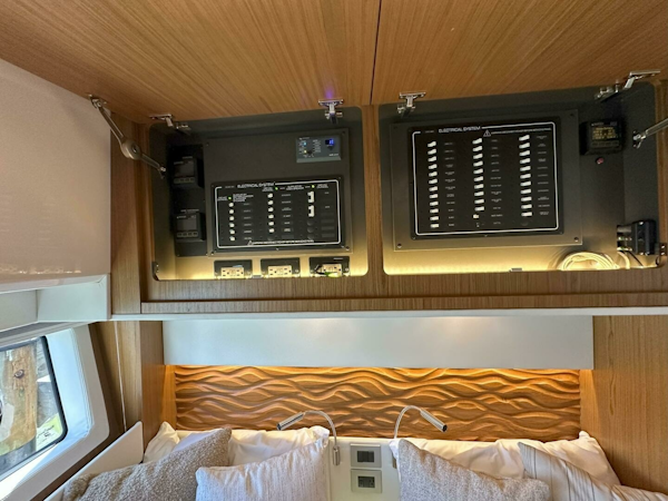 Tiara Yachts-EX 60 2025-Just Fine Sister Bay-Wisconsin-United States-2025 Tiara Yachts 60 EX  Electrical Panel-6277625