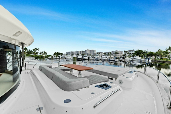 Sirena-64-MY 2021-Destin-E Fort Myers-Florida-United States-2021 Sirena 64 DESTIN-E Bow-6800127