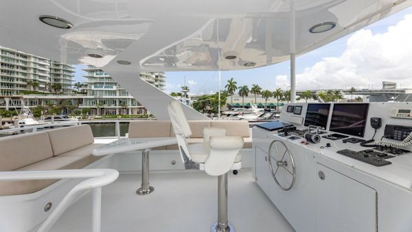 Trinity Yachts-144  1998-BAD COMPANY Fort Lauderdale-Florida-United States-1998 Trinity Yachts Sport Fisherman  BAD COMPANY: Flybridge Helm and Seating Area-6803490