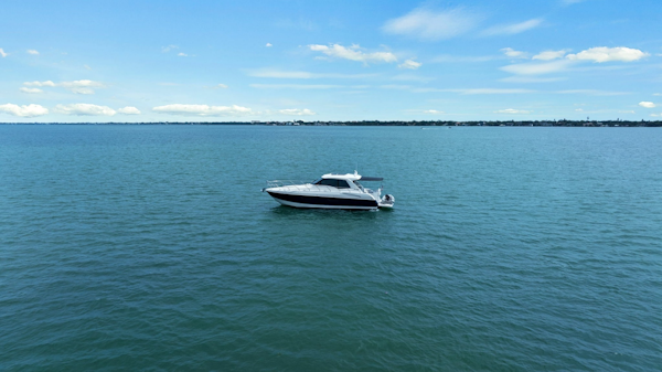Cruisers Yachts-48 Cantius 2014-Freedom Sarasota-Florida-United States-6265120