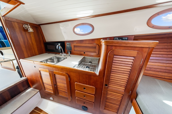 Hinckley-Picnic Boat 36 1998-Saddle Up Sarasota-Florida-United States-1998 36 Hinckley Picnic Boat Galley-6310461