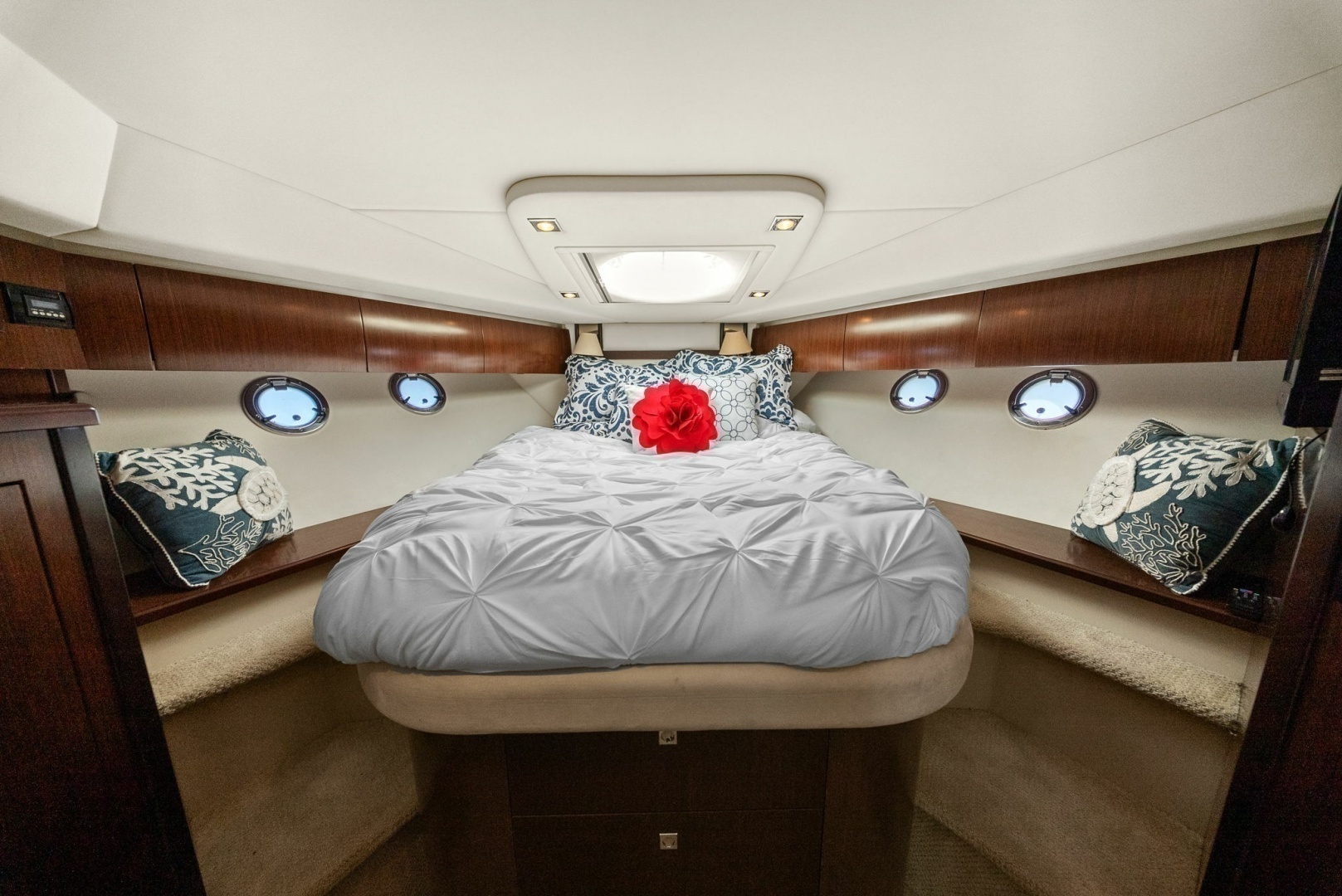 Cruisers Yachts-540 Coupe 2012-Sea Casa III St. Petersburg-Florida-United States-2012 Cruiser Yachts 54 Cantius  Stateroom -6333982 | Thumbnail
