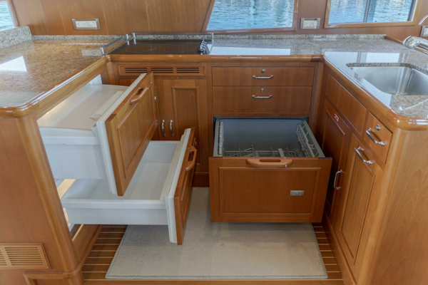 Grand Banks-59 Aleutian RP 2008-TINTAGEL Long Beach-California-United States-2008 Grand Banks 59 Aleutian RP TINTAGEL: Galley with Built-in Appliances-6921104