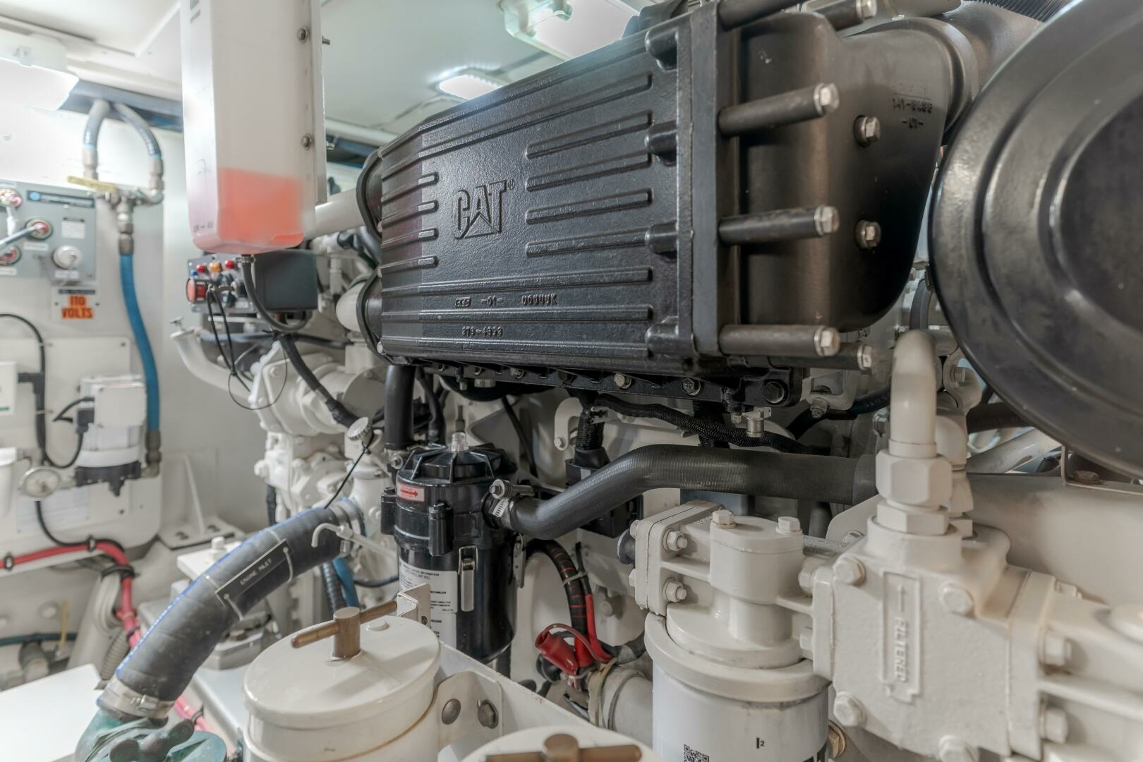 Grand Banks-59 Aleutian RP 2008-TINTAGEL Long Beach-California-United States-Engine Room with CAT Engine-6921134 | Thumbnail
