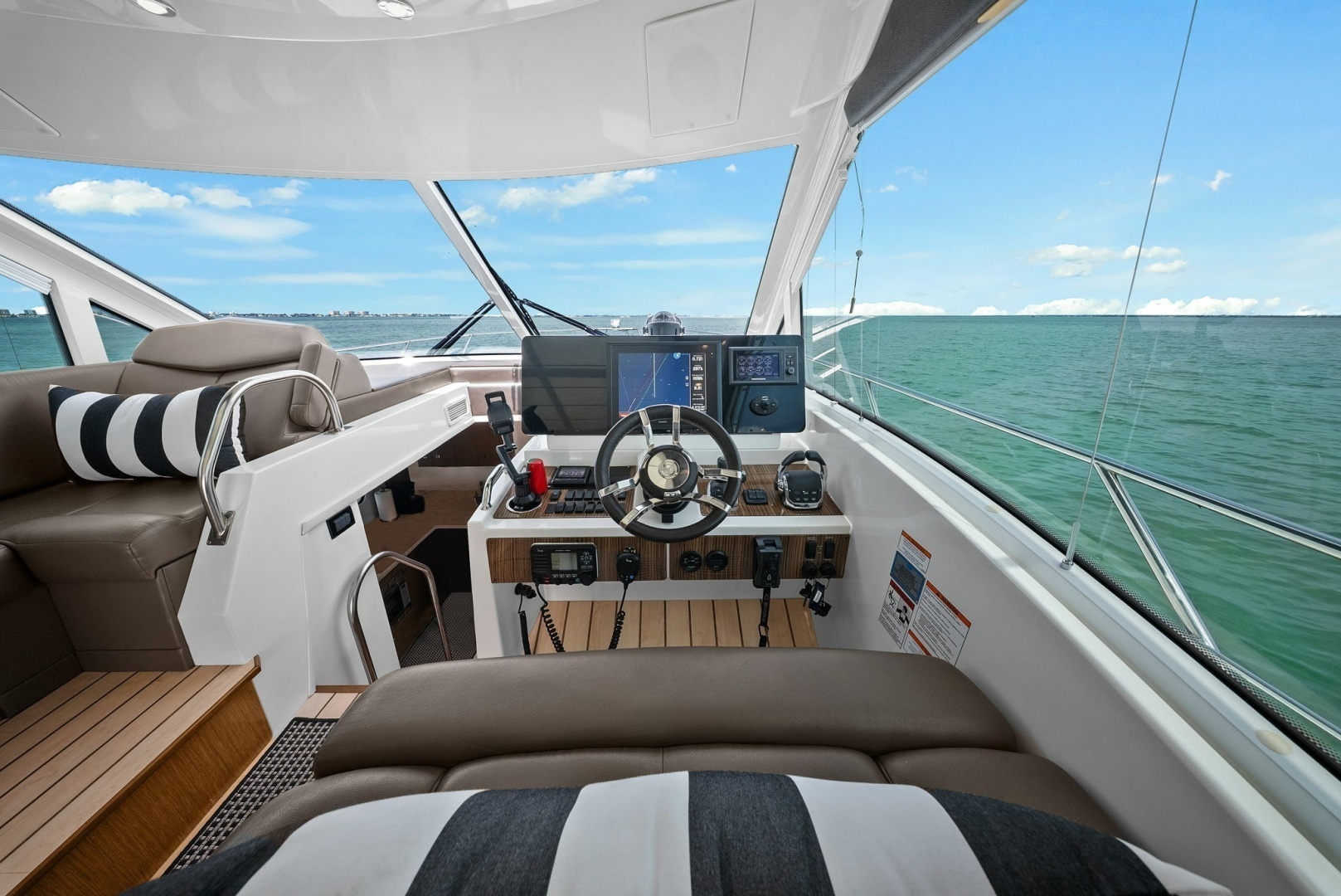 Cruisers Yachts-48 Cantius 2014-Freedom Sarasota-Florida-United States-6265051 | Thumbnail