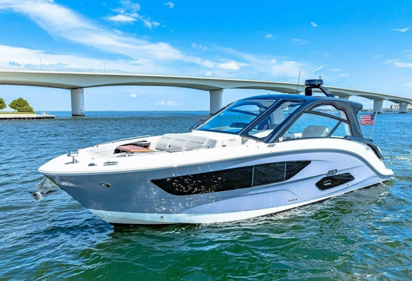 Sea Ray-370 Sundancer 2022-Golden Ticket Sarasota-Florida-United States-2022 Sea Ray 370 OB -6287917