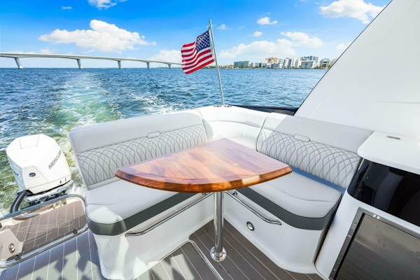 Sea Ray-370 Sundancer 2022-Golden Ticket Sarasota-Florida-United States-2022 Sea Ray 370 OB -6287890