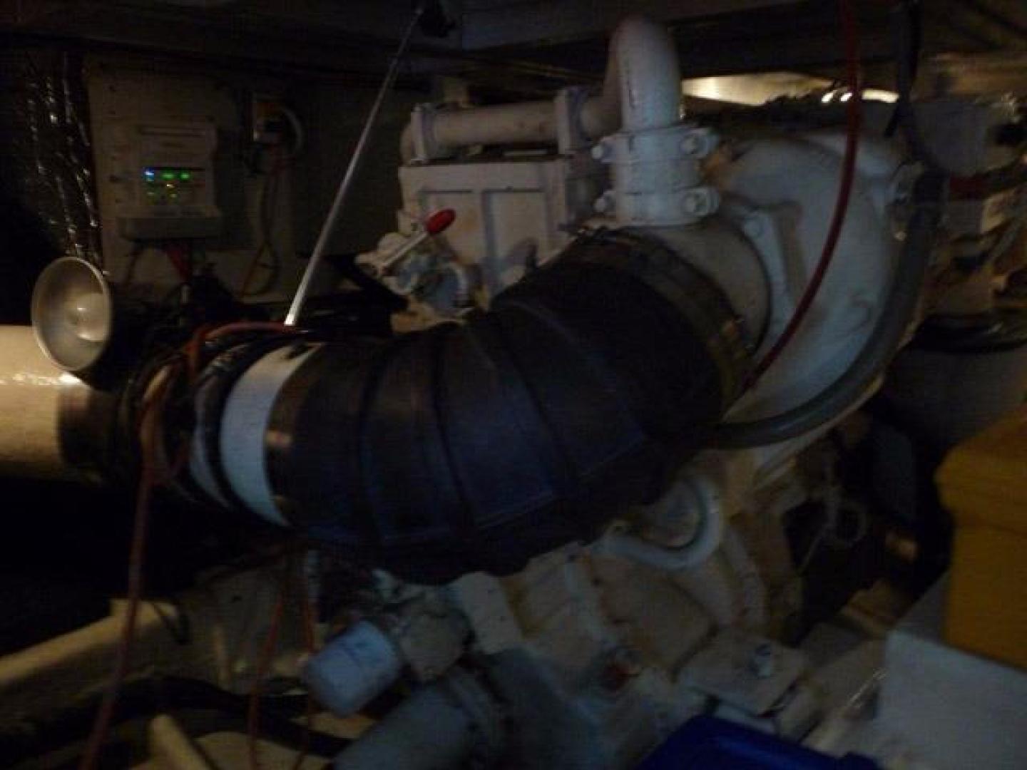 Navigator-5000 Classic 1998-Anne B Stuart-Florida-United States-Engine Room-371861 | Thumbnail