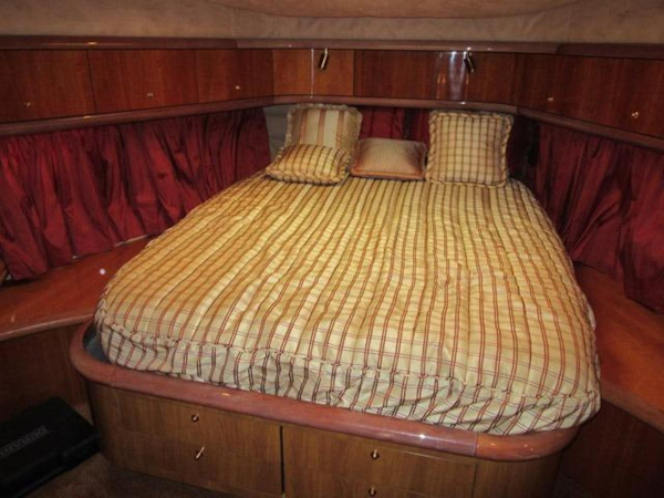 Sunseeker-Manhattan 64 2003-Dealership Fort Lauderdale-Florida-United States-Forward Guest Berth-375992