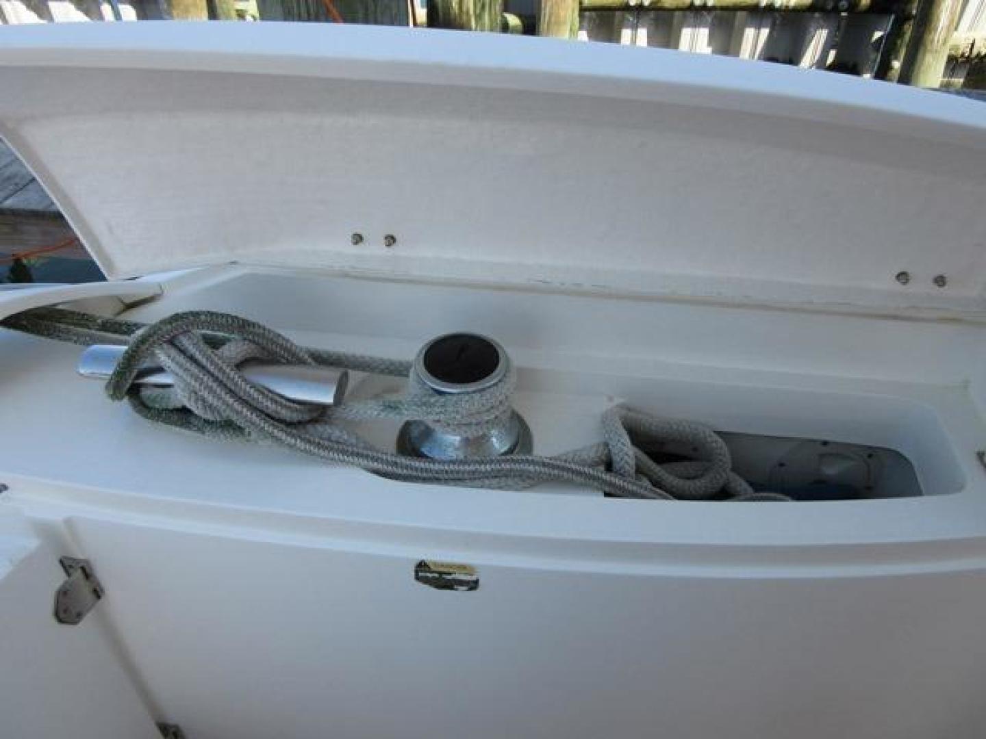 Sunseeker-Manhattan 64 2003-Dealership Fort Lauderdale-Florida-United States-Aft Line Windlass-376014 | Thumbnail