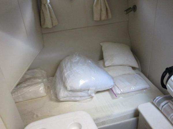 Sunseeker-Manhattan 64 2003-Dealership Fort Lauderdale-Florida-United States-Crew Quarters-375998