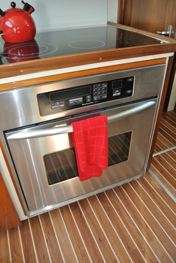 Hatteras-67 Cockpit Motor Yacht 1988-Lady Encore Saint Petersburg-Florida-United States-Galley-926194