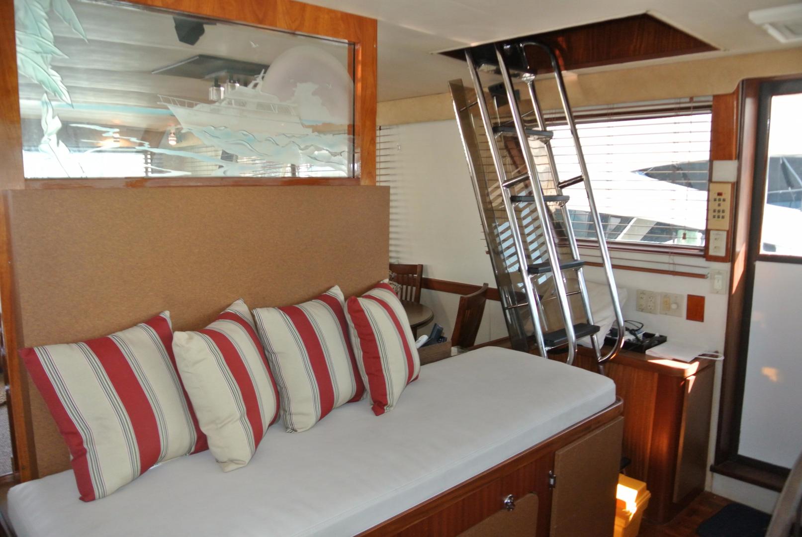 Hatteras-67 Cockpit Motor Yacht 1988-Lady Encore Saint Petersburg-Florida-United States-Wheel House-926191 | Thumbnail