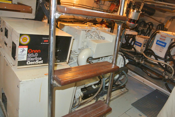 Hatteras-67 Cockpit Motor Yacht 1988-Lady Encore Saint Petersburg-Florida-United States-Generator Room-926211