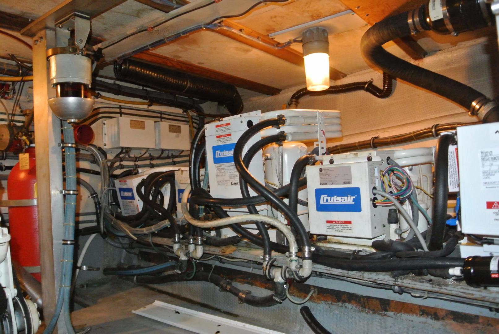 Hatteras-67 Cockpit Motor Yacht 1988-Lady Encore Saint Petersburg-Florida-United States-Fwd Machinery Space-926209 | Thumbnail