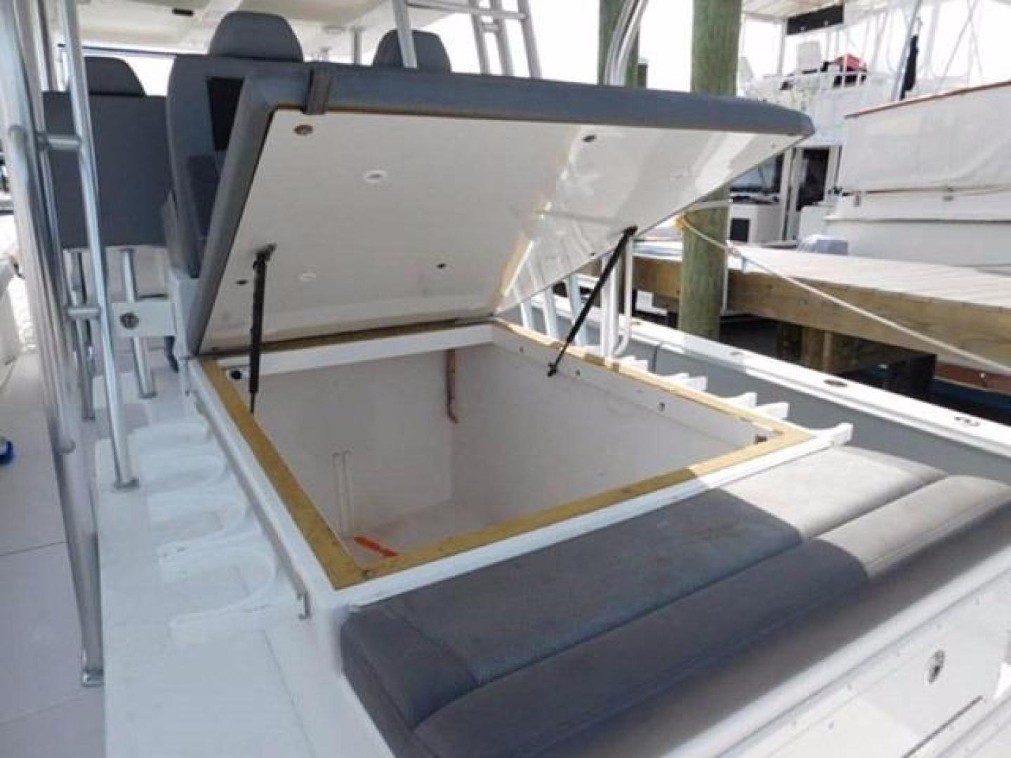 Millennia-Catamaran Center Console S/F 2009 -Madeira Beach-Florida-United States-Fish Hold-925392 | Thumbnail
