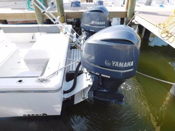 Millennia-Catamaran Center Console S/F 2009 -Madeira Beach-Florida-United States-Hydraulic Jack Plates-925407