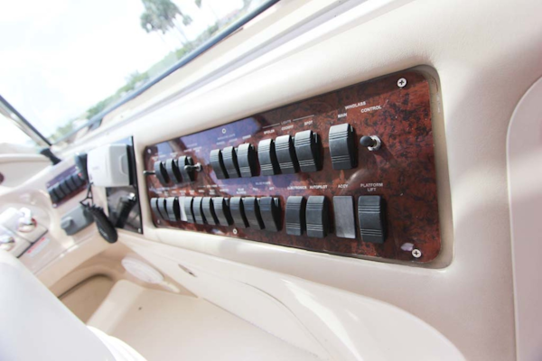 Sea Ray-Sundancer 2001-Lasting Impression Ft. Lauderdale-Florida-United States-Switches-1065007