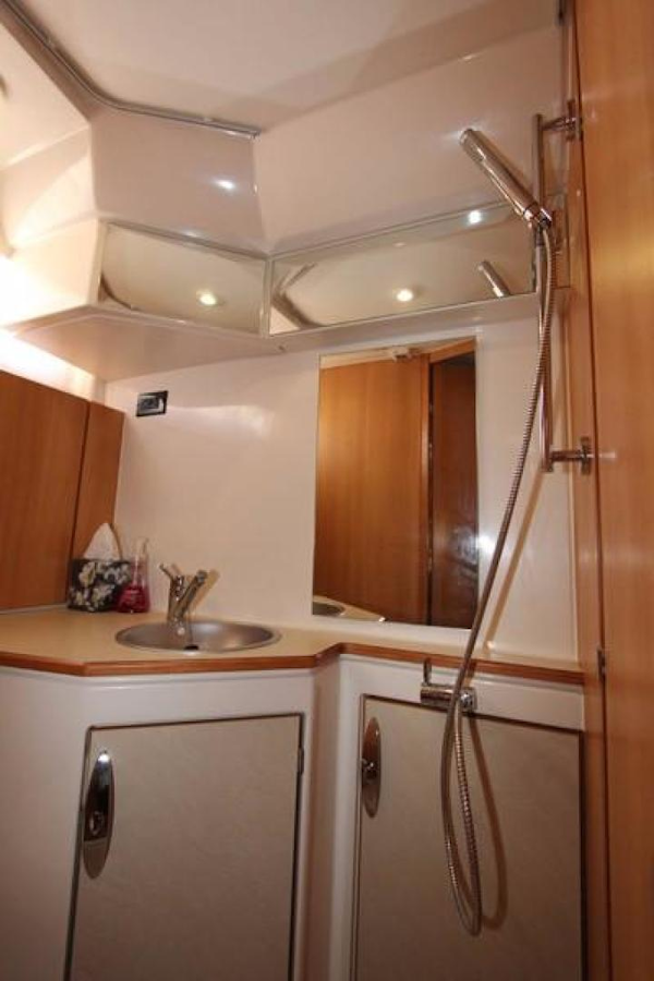 Greenline-33 300 2014-Inspiration Annapolis-Maryland-United States-Head Shower-923139