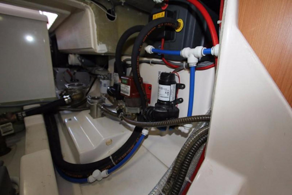 Greenline-33 300 2014-Inspiration Annapolis-Maryland-United States-Engine Room-923141