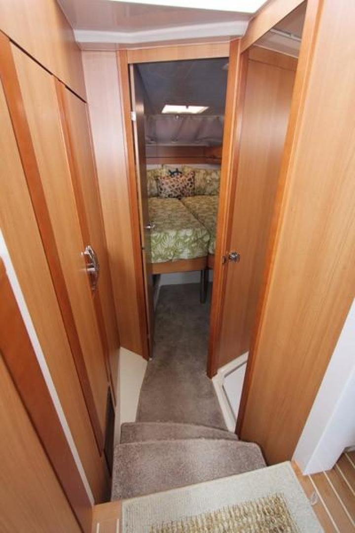 Greenline-33 300 2014-Inspiration Annapolis-Maryland-United States-companionway-923137 | Thumbnail