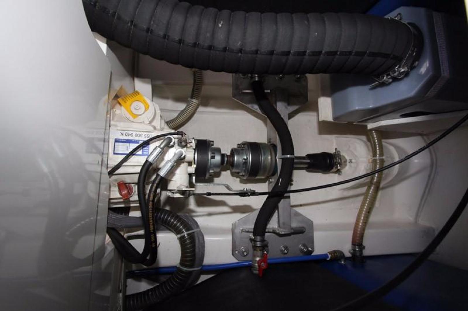 Greenline-33 300 2014-Inspiration Annapolis-Maryland-United States-Transmission & Shaft-923145 | Thumbnail