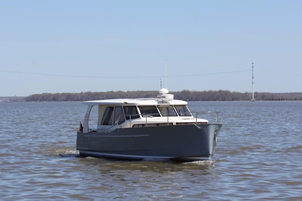Greenline-33 300 2014-Inspiration Annapolis-Maryland-United States-Stbd Bow-923153