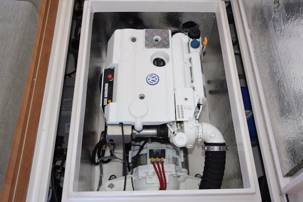 Greenline-33 300 2014-Inspiration Annapolis-Maryland-United States-Engine-923155