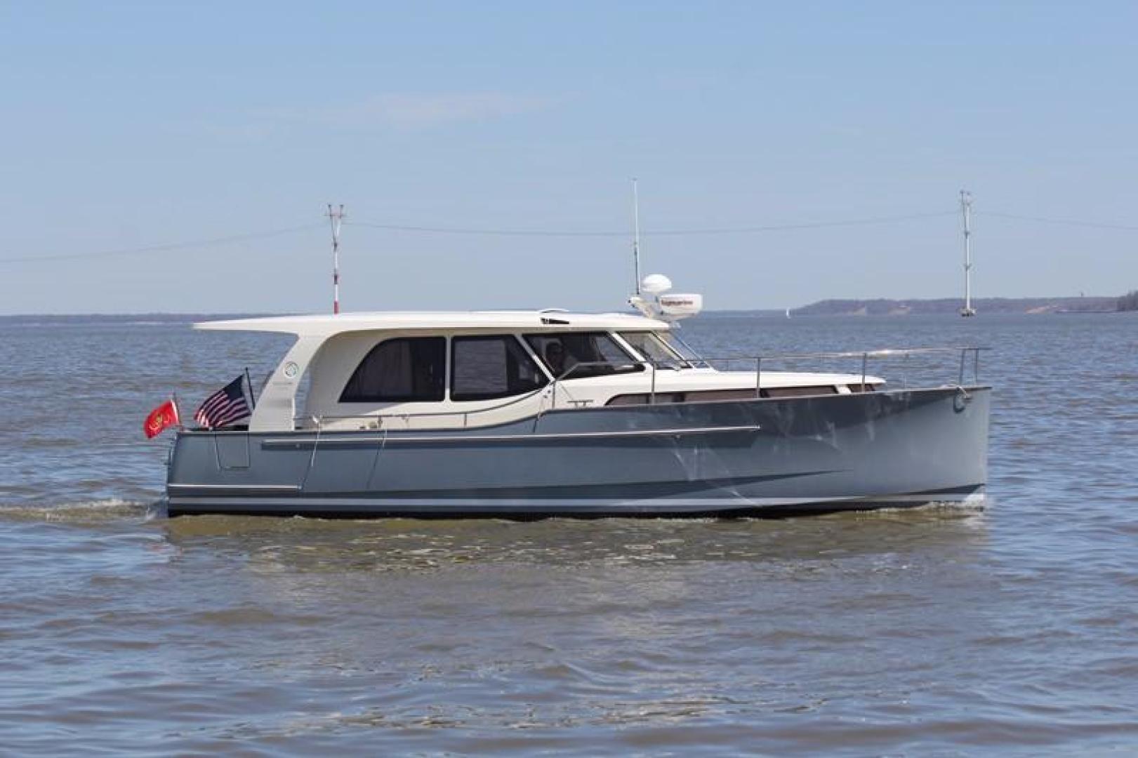 Greenline-33 300 2014-Inspiration Annapolis-Maryland-United States-Profile-923110 | Thumbnail