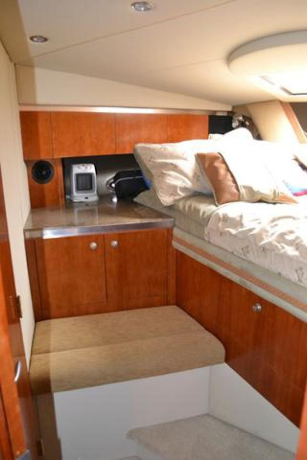 Cruisers Yachts-460 Express 2008-Bikini Blues Miami-Florida-United States-Forward Stateroom Storage-924370