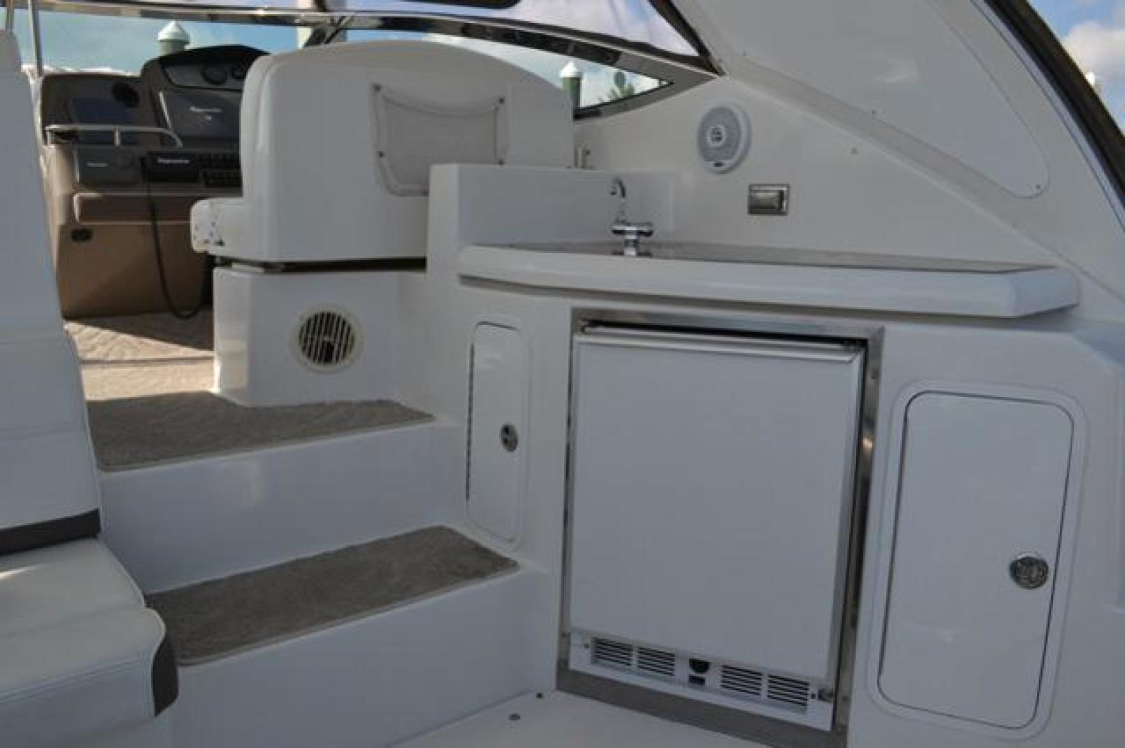 Cruisers Yachts-460 Express 2008-Bikini Blues Miami-Florida-United States-Wet Bar-924375 | Thumbnail