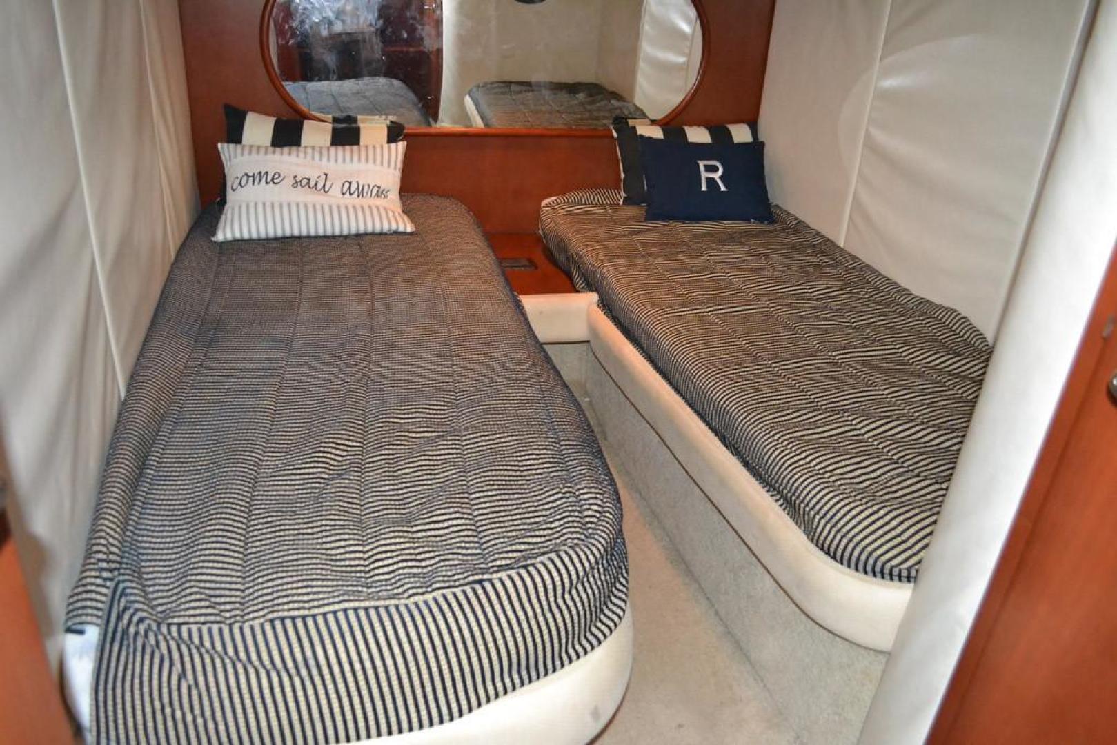 Chris-Craft-Roamer 2003-Lady Fairbanks Merritt Island-Florida-United States-Guest Stateroom-924473 | Thumbnail