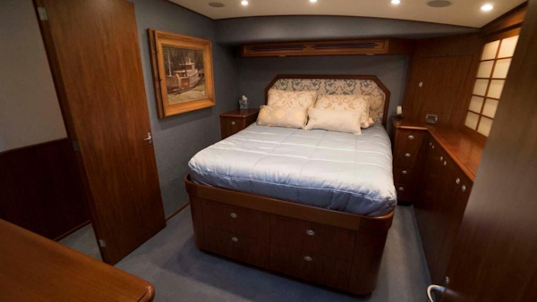 Jim Smith-Custom Convertible Sportfish 2006-Silky Palm Beach-Florida-United States-Master Stateroom Berth-924626