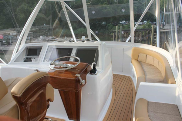 F&S-Convertible 2013-Triple F Coral Gables-Florida-United States-Flybridge Starboard Forward Seating-1016954