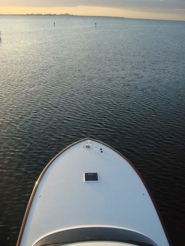 F&S-Convertible 2013-Triple F Coral Gables-Florida-United States-Foredeck-1016952