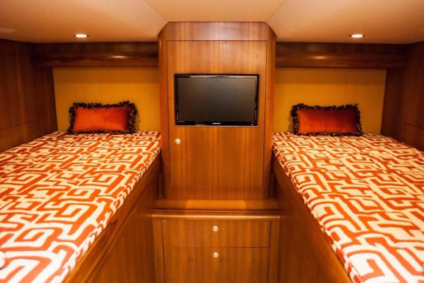 F&S-Convertible 2013-Triple F Coral Gables-Florida-United States-Guest Stateroom-1016950