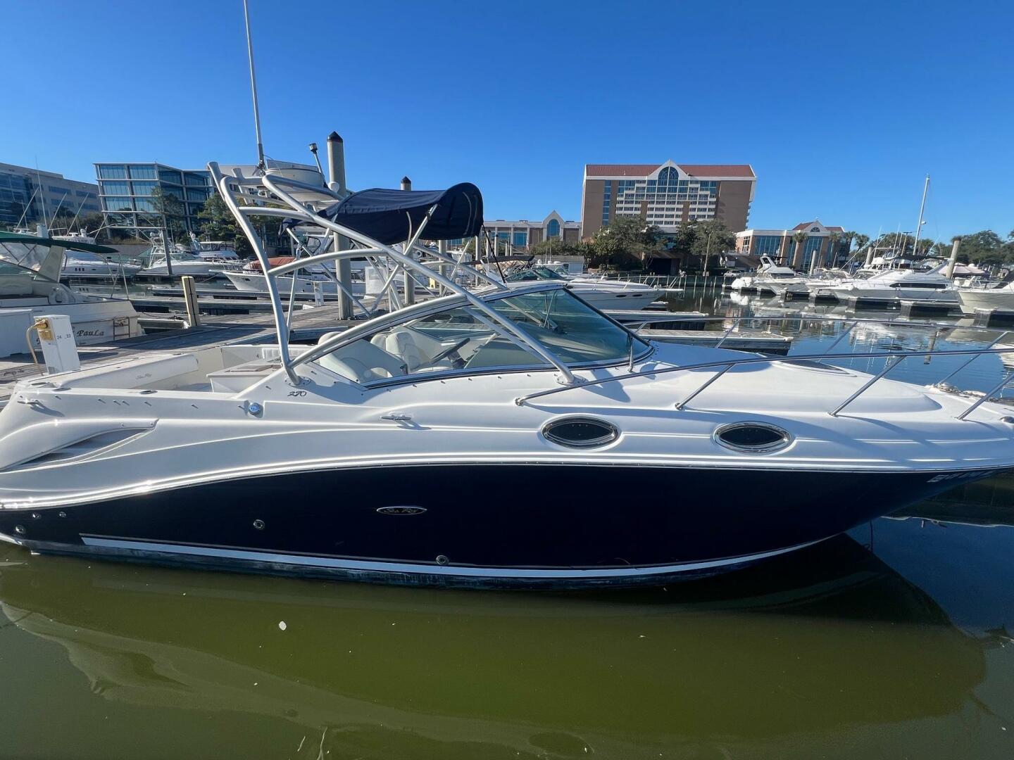 Used Sea Ray 27' 270 Amberjack For Sale In Texas | United Yacht Sales