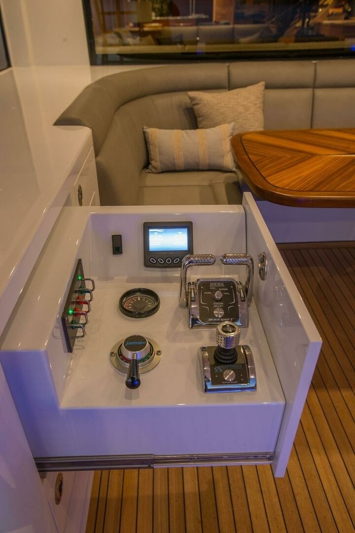 Nordlund-115 Expedition Yachtfisher 2019-CAZADOR Tacoma-Washington-United States-2019 115 Nordlund Expedition Yachtfisher Cazador  Controls-6269997 | Thumbnail