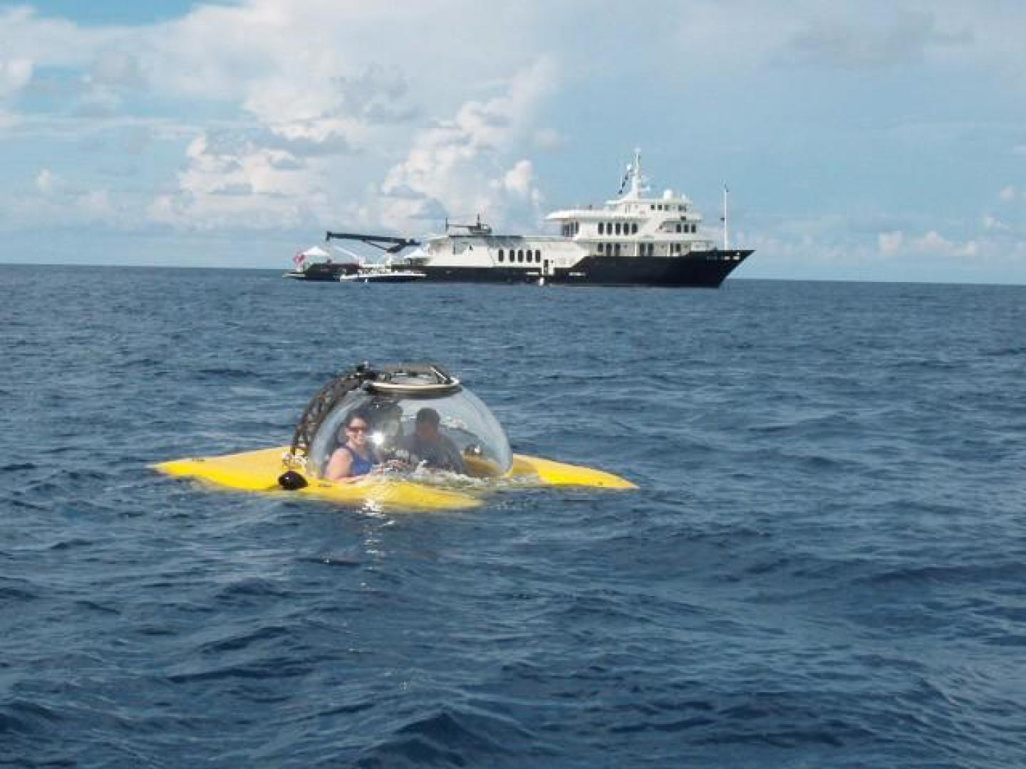 Shadow-Marine Expedition Mothership  Allure Class 2007-Global Ft. Lauderdale-Florida-United States-Submarine-919148 | Thumbnail