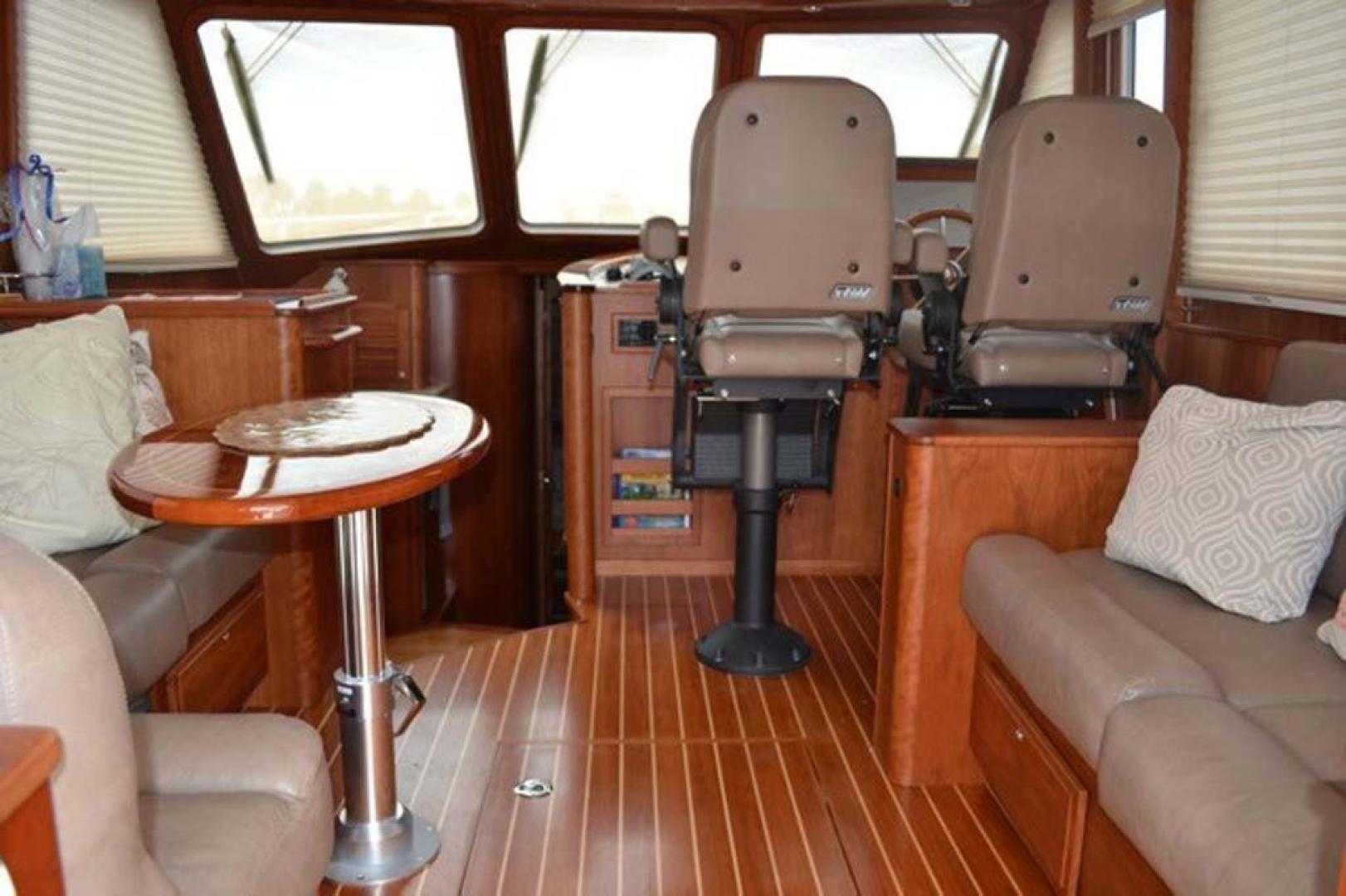 Sabre-42 Salon Express 2016-Rowe Boat Jacksonville-Florida-United States-Salon Sole-924715 | Thumbnail