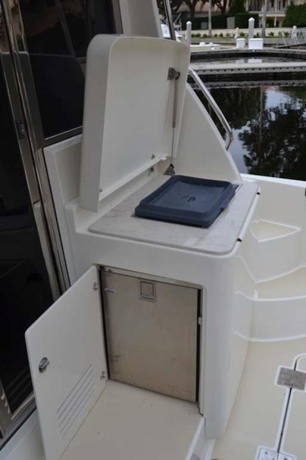 Sabre-42 Salon Express 2016-Rowe Boat Jacksonville-Florida-United States-Grill/ Refrigerator-924710