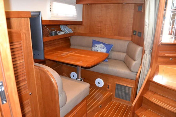 Sabre-42 Salon Express 2016-Rowe Boat Jacksonville-Florida-United States-Dinette-924720
